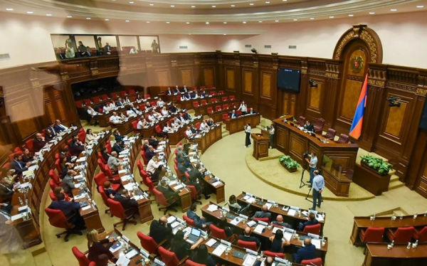 ermenistan-parlamenti-azerbaycanla-serhedin-demarkasiyasi-ile-bagli-qapali-dinlemeler-kecirecek